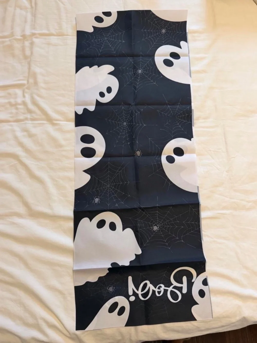 Halloween table runner
